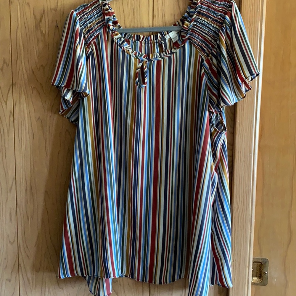 Multi colored tunic top